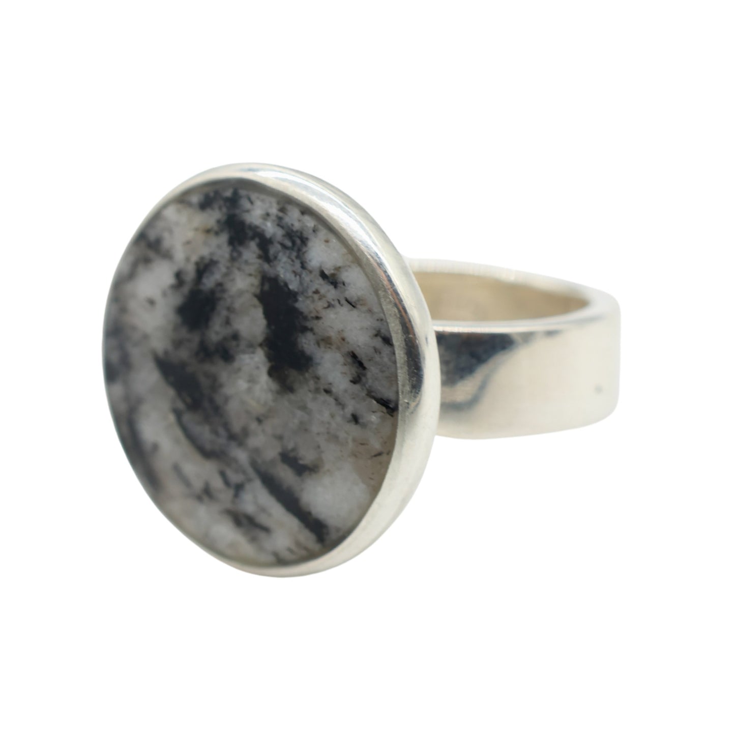 Medium Adjustable Ring Made of Palü Granite from Valposchiavo