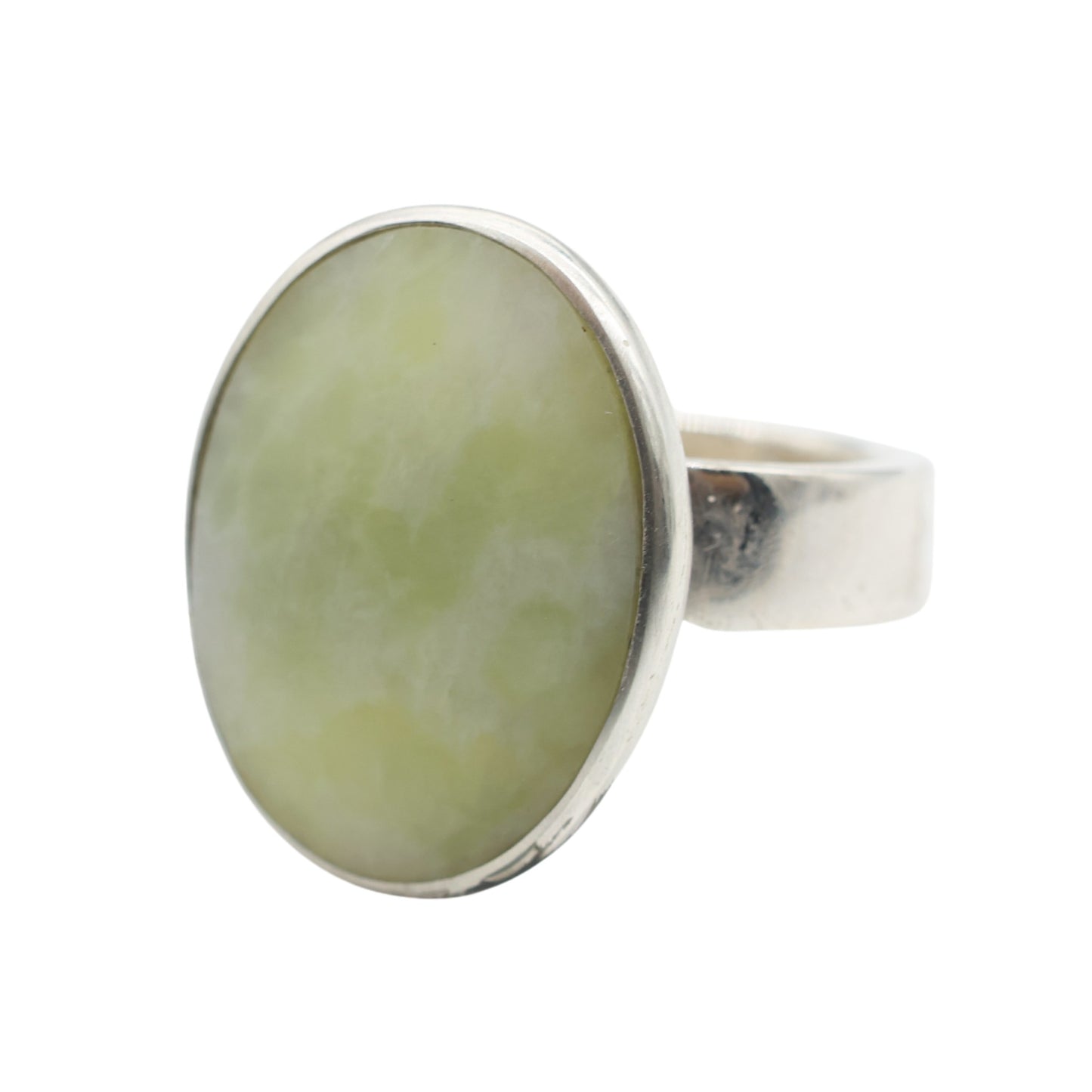 Adjustable Oval Ring Made of Nephrite Jade from Valposchiavo