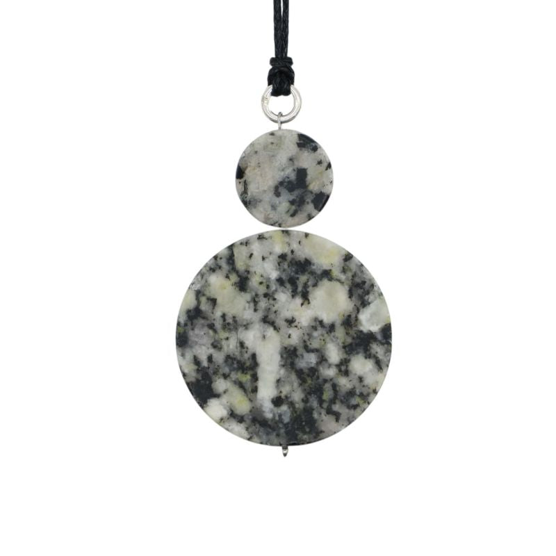 Pendant in Palü Granite with Natural Rock Finish