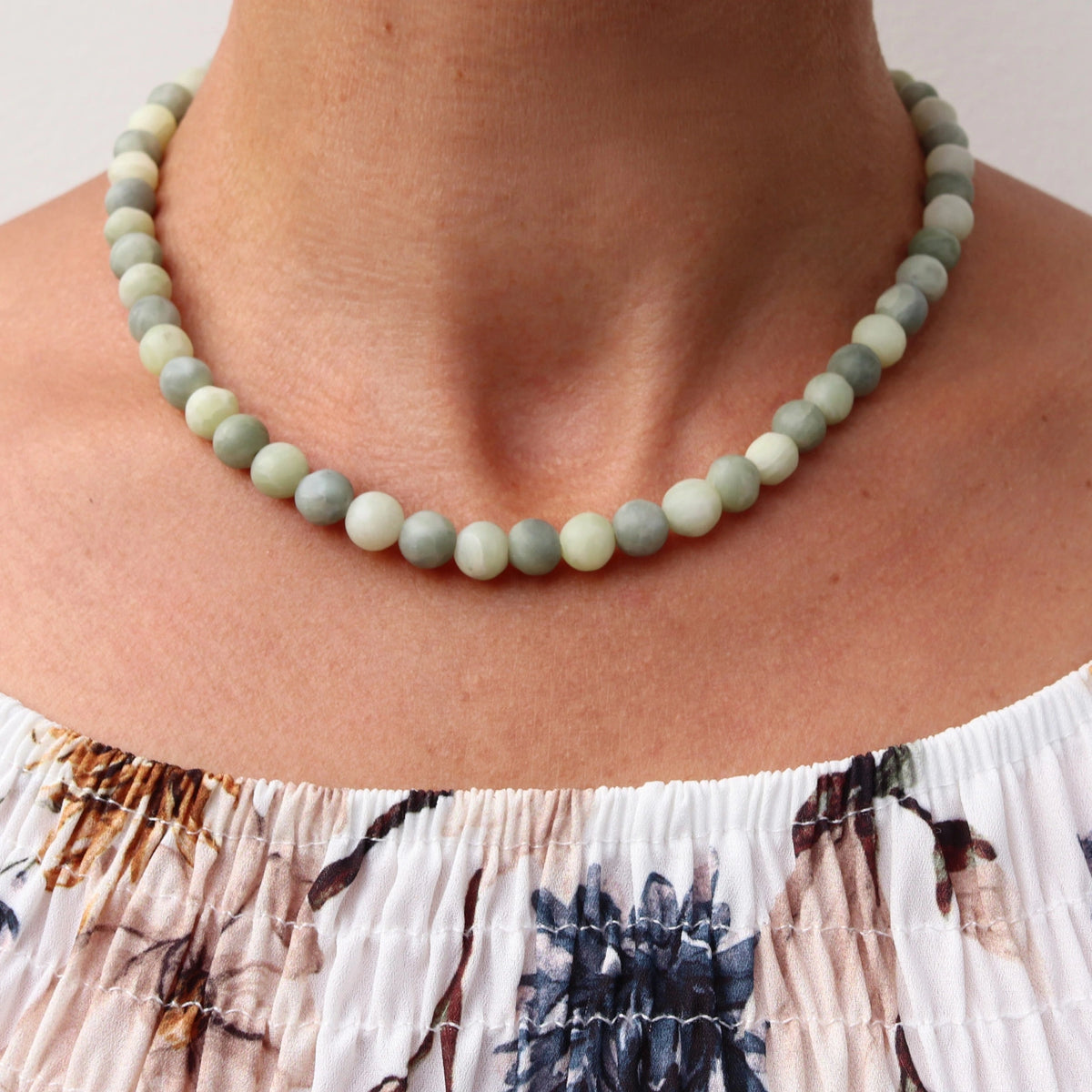 Elegante collana in giada nefrite della Valposchiavo