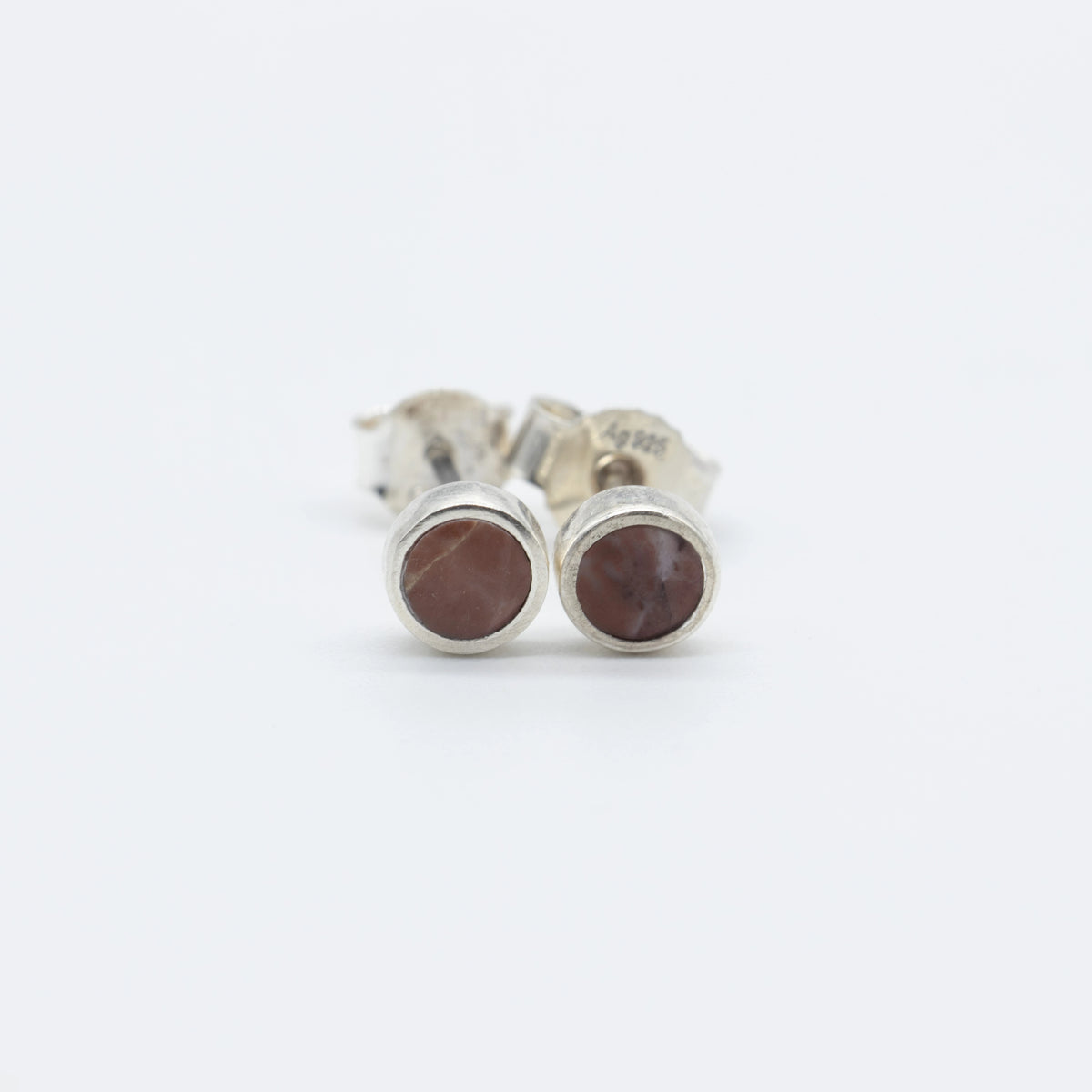 Ohrringe aus Sassalbo Marmor aus der Valposchiavo 4 mm