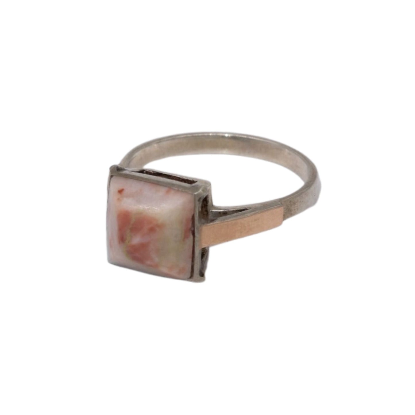 Pyramid-Shaped Ring in Pink Sassalbo Marble