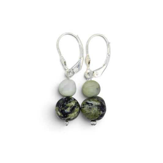 Ohrhänger aus Nephrit Jade und grünem Seestein