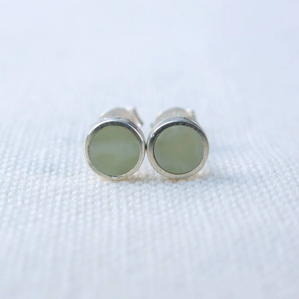 Earrings in Nephrite Jade from Valposchiavo