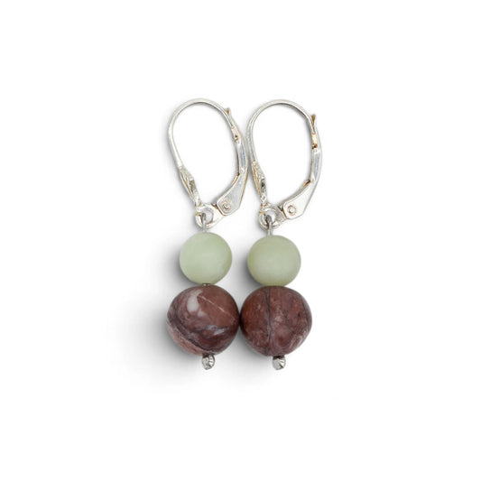 Ohrhänger mit Kugeln aus Nephrit Jade und dunklem Sassalbo Marmor