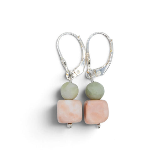 Ohrhänger mit Kugeln aus Nephrit Jade und Würfeln aus Sassalbo Marmor