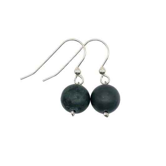 Drop Earrings in Black Serpentine from Valposchiavo