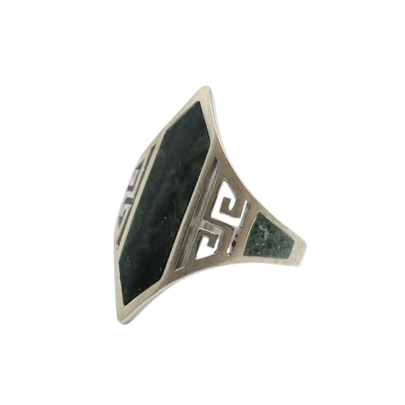 Vintage Damenring aus schwarz-grünem Serpentin